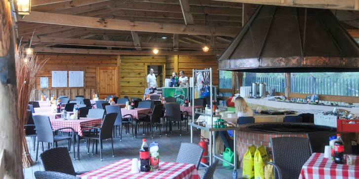 Perfektně vybavený resort přímo u Baltu: jídlo a zábava pro malé i velké