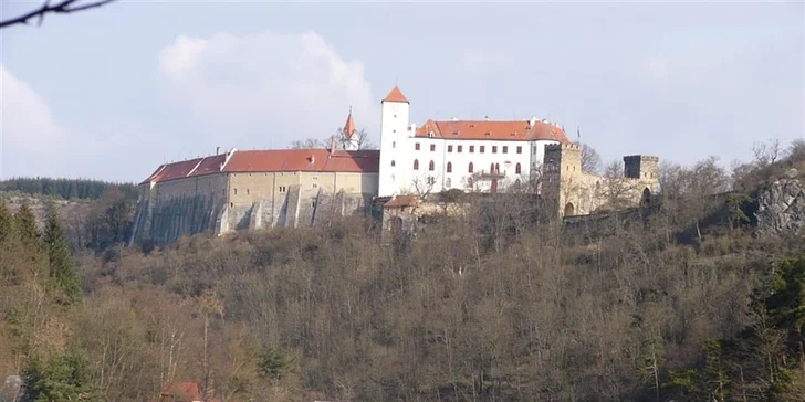 Jednodenní adventní zájezd do Podyjí: hrad Bítov a procházka Znojmem, vč. návštěvy adventních trhů