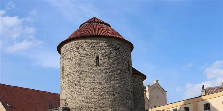 Jednodenní adventní zájezd do Podyjí: hrad Bítov a procházka Znojmem, vč. návštěvy adventních trhů