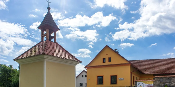 Útulné apartmány na břehu Slapské přehrady: možnost wellness, půjčení kánoe a projížďky člunem s kapitánem