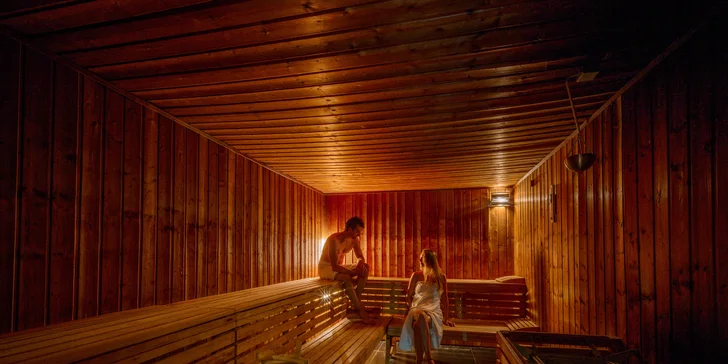 Masáž a 2hodinový vstup do krásného wellness na Senovážném náměstí pro 1 i 2 osoby
