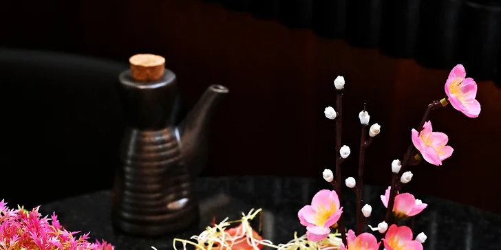 Japonsko jinak: 3chodové degustační menu i s lahví prosecca pro 2 osoby