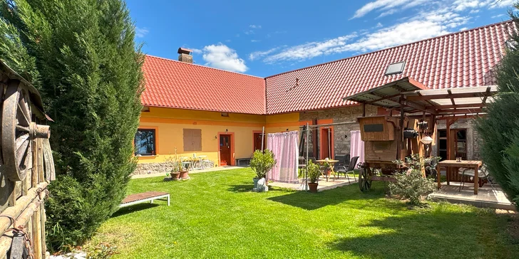Útulné apartmány na břehu Slapské přehrady: možnost wellness, půjčení kánoe a projížďky člunem s kapitánem