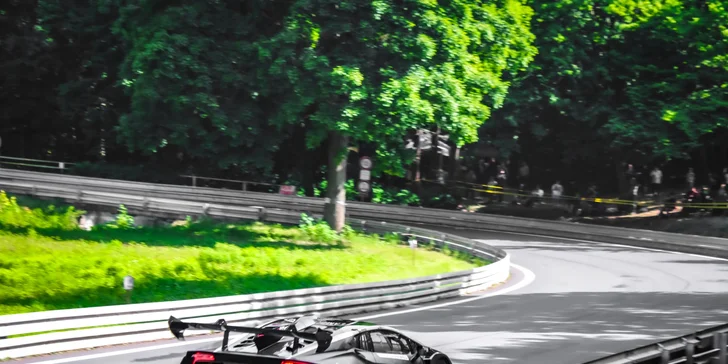 Spolujízda v Lamborghini Huracan Super Trofeo EVO na závodním okruhu v Brně či Mostě: 1–3 kola