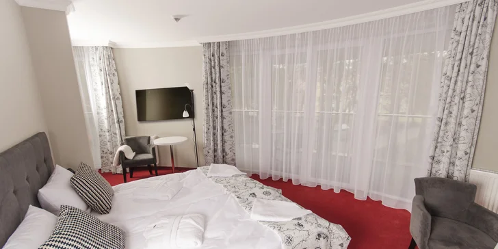 Dovolená u Baltu: hotel v Ustronie Morskie, vč. stravy, neomezeného wellness a výletu lodí