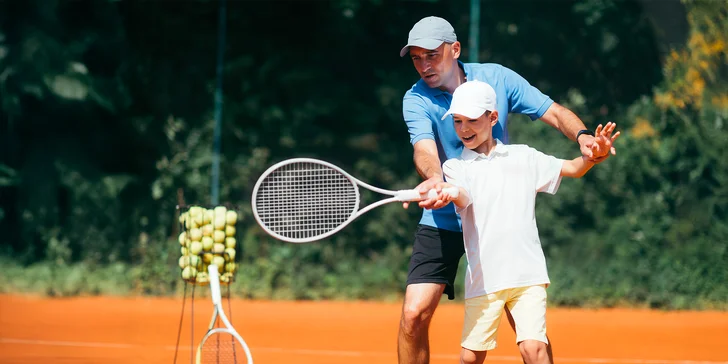 Privátní tenisové lekce s trenérem: 60 minut pro 1 nebo 2 osoby
