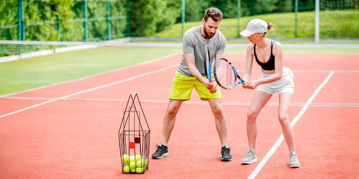 Privátní tenisové lekce s trenérem: 60 minut pro 1 nebo 2 osoby