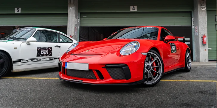 Jízda na závodním okruhu v Třinci, Brně či Mostě v legendárním voze Porsche: 1–5 kol