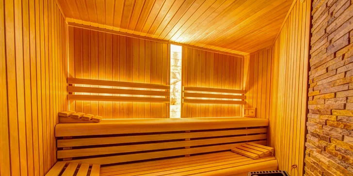 Relaxační pobyt v lázeňské Krynici Zdrój: strava, velkorysý bazén i wellness