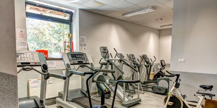 Relaxační pobyt v lázeňské Krynici Zdrój: strava, velkorysý bazén i wellness