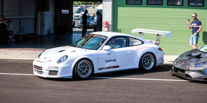 Spolujízda v Porsche 997.2 GT3 Super Cup na závodním okruhu v Brně či Mostě: 1–3 kola