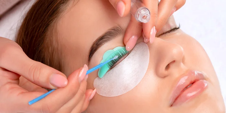 Lash lifting, laminace obočí nebo kompletní balíček