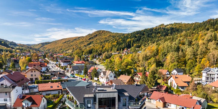 Pobyt v polských Beskydech: hotel blízko svahu, snídaně i vstup do wellness