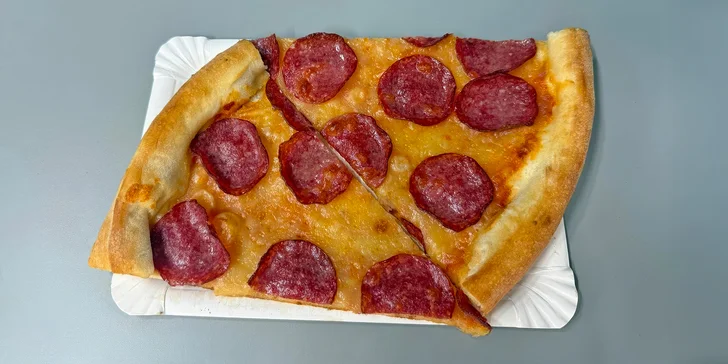 Pořádná nálož pizzy dle vlastního výběru: 2 x velká pizza nebo 1/4 na malý hlad