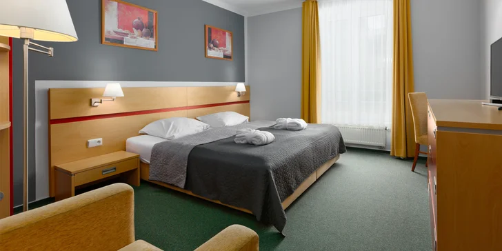 Relax se stravou ve Františkových Lázních: bazén, sauna i procedury