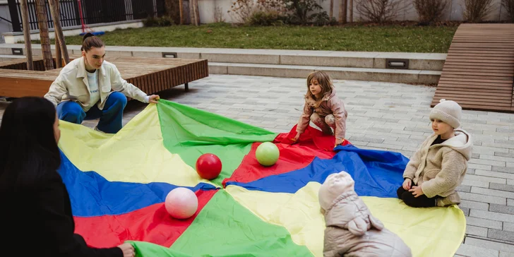 Child's flow: hlídání s kreativním a pohybovým rozvojem dětí od 3 do 6 let