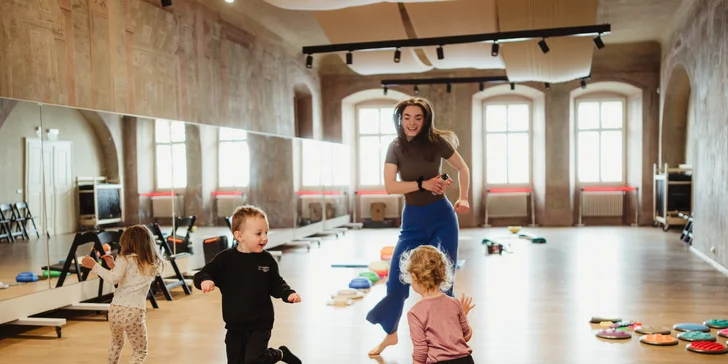 Child's flow: hlídání s kreativním a pohybovým rozvojem dětí od 3 do 6 let