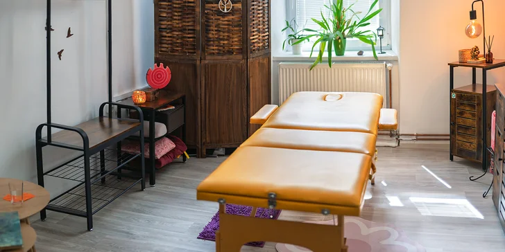 Masáž horních končetin, zad, šíje i celého těla: 20-60 minut relaxu
