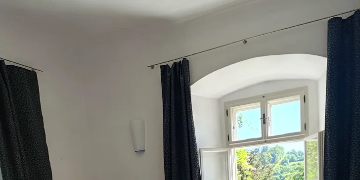 Pohádkový pobyt v barokním zámečku pro pár i rodinu, parkování zdarma