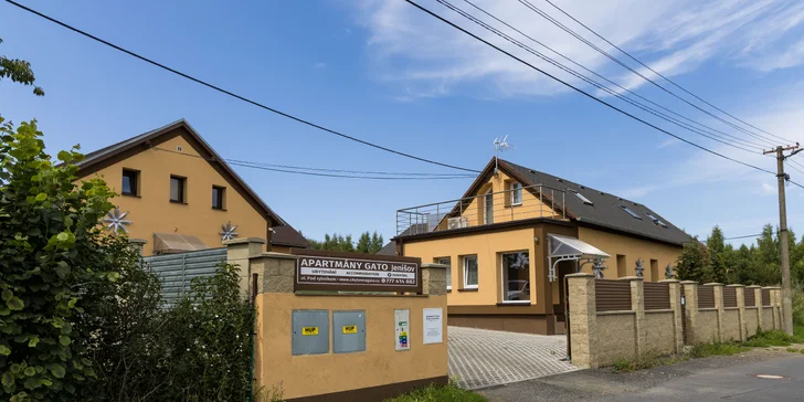Pobyt nedaleko Karlových Varů: apartmány s kuchyňkou až pro 7 osob