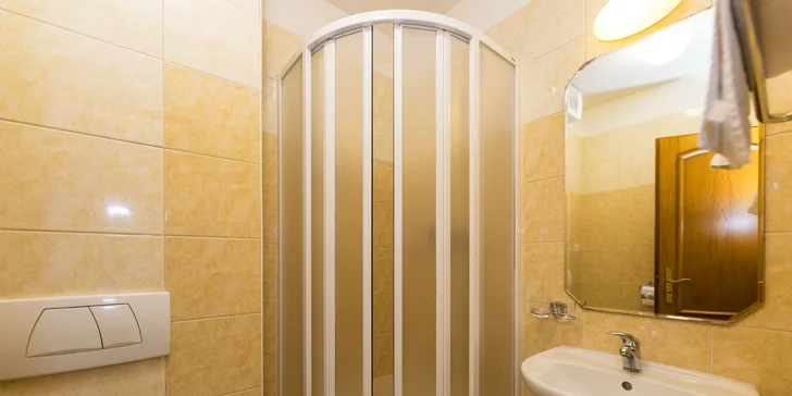 Pobyt v Krkonoších pro páry i rodiny: polopenze, sauna i sporty