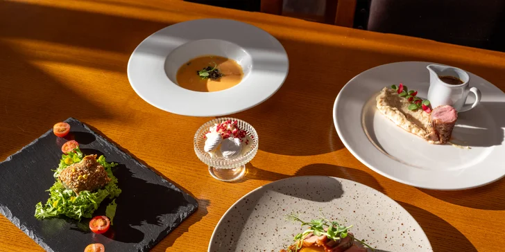 5chodové menu v zámecké restauraci i privátní relaxace pro dva