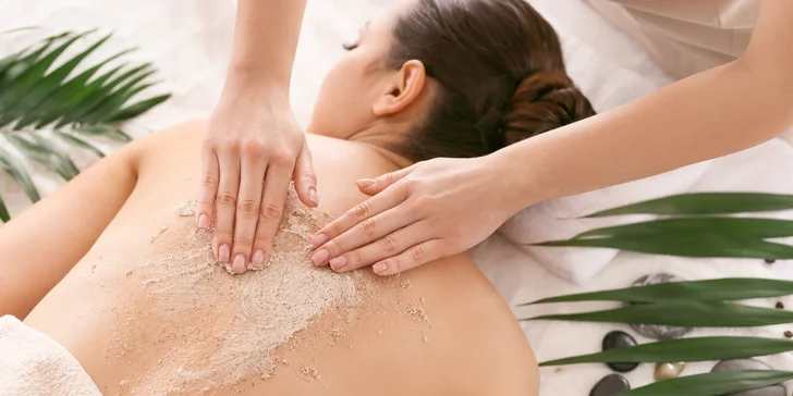Dopřejte si luxusní péči: peeling, skořicový zábal, maderoterapie i relaxační masáž