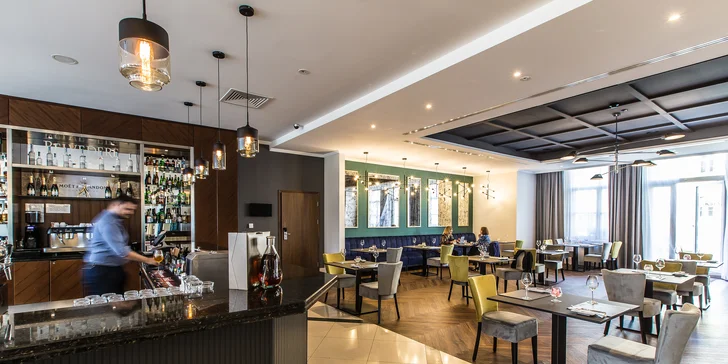 Poznejte Wrocław: z pohodlí 5* hotelu se snídaní a saunou, 10 minut chůze od hlavního náměstí