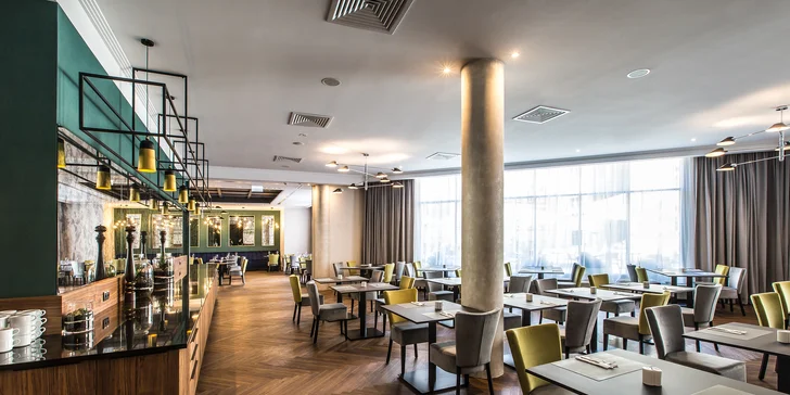 Poznejte Wrocław: z pohodlí 5* hotelu se snídaní a saunou, 10 minut chůze od hlavního náměstí