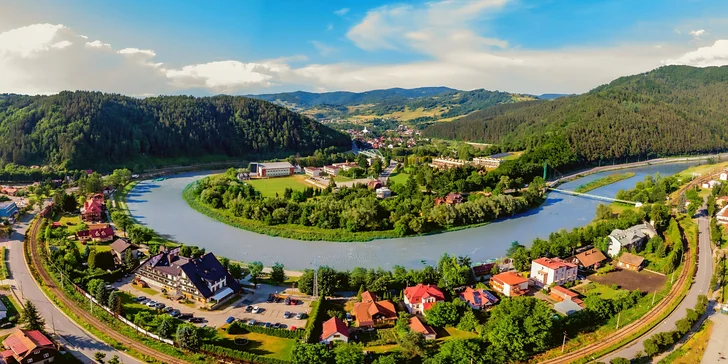 Pobyt s jídlem i neomezeným wellness v lázeňském městečku v polských Karpatech