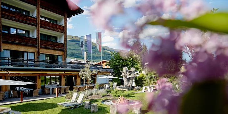 Na lyže do KitzSki: hotel v Mittersillu s bazénem, saunami a polopenzí, až 3 děti zdarma
