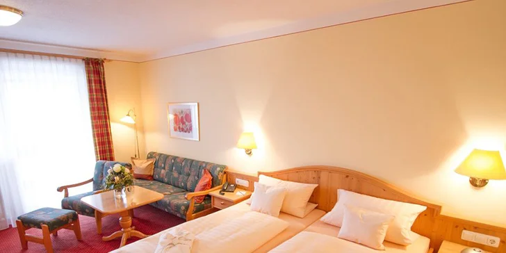 Bavorský hotel s polopenzí a neomezenými lázněmi o velikosti 1 600 m²