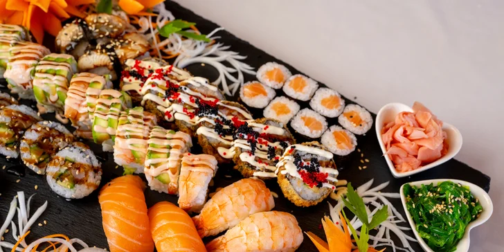 Pestré sushi sety: 20–48 kusů s rybami, krabem, úhořem i zeleninou
