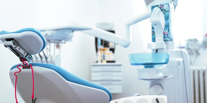 Okouzlete zářivým úsměvem: dentální hygiena ve Stodůlkách pro děti i dospělé, vč. možnosti bělení
