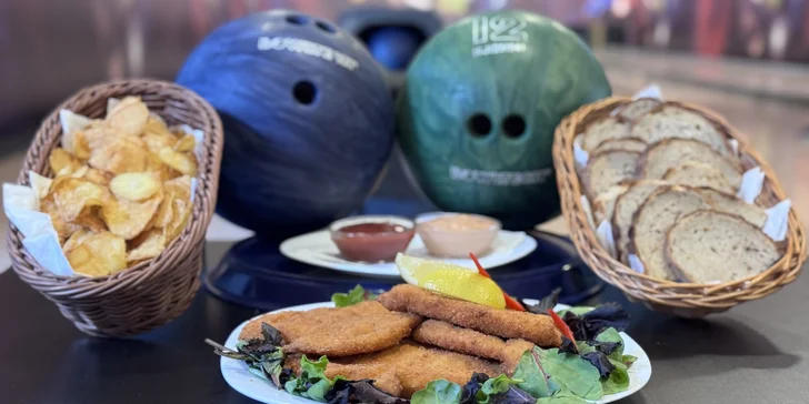 Talíř řízků o váze 0,5 nebo 1 kg i s hodinou bowlingu až pro 8 osob