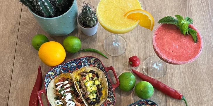 Vychutnejte si mexické menu pro dva: 4x tacos a 2x Margarita s malinami či mangem