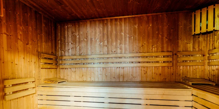 Pobyt v krásném prostředí Vrátné doliny s polopenzí a wellness, v nabídce varianta se skipasem