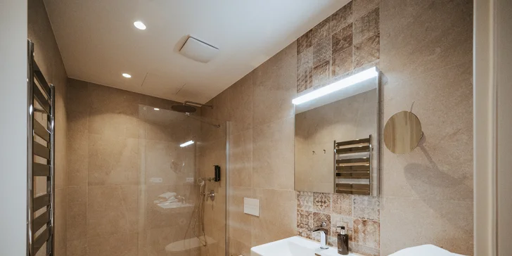 Veselí nad Moravou: stylové apartmány se snídaní, wellness i vínem