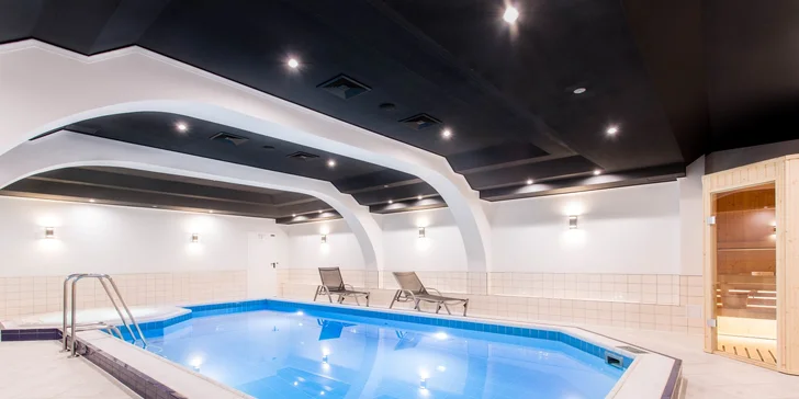 Hotel v centru Vratislavi jen 5 min. pěšky od Staroměstského náměstí: wellness a snídaně či polopenze