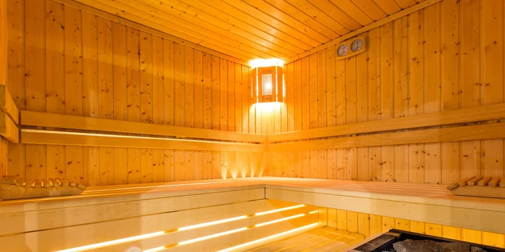 Hotel v centru Vratislavi jen 5 min. pěšky od Staroměstského náměstí: wellness a snídaně či polopenze