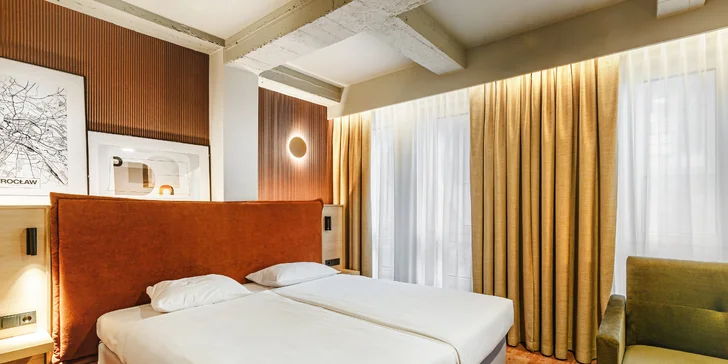 Hotel v centru Vratislavi jen 5 min. pěšky od Staroměstského náměstí: wellness a snídaně či polopenze