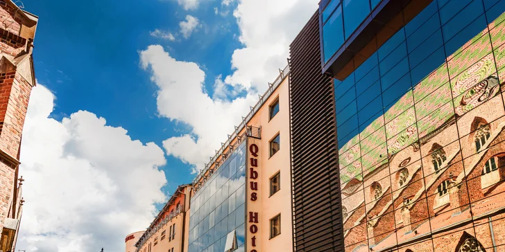 Hotel v centru Vratislavi jen 5 min. pěšky od Staroměstského náměstí: wellness a snídaně či polopenze
