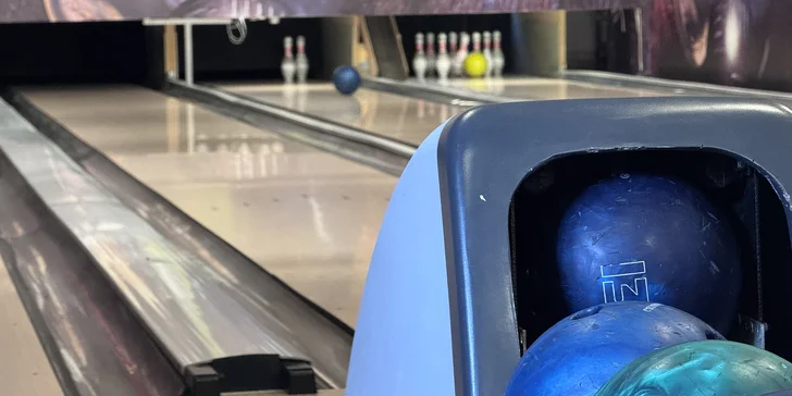 Talíř řízků o váze 0,5 nebo 1 kg i s hodinou bowlingu až pro 8 osob