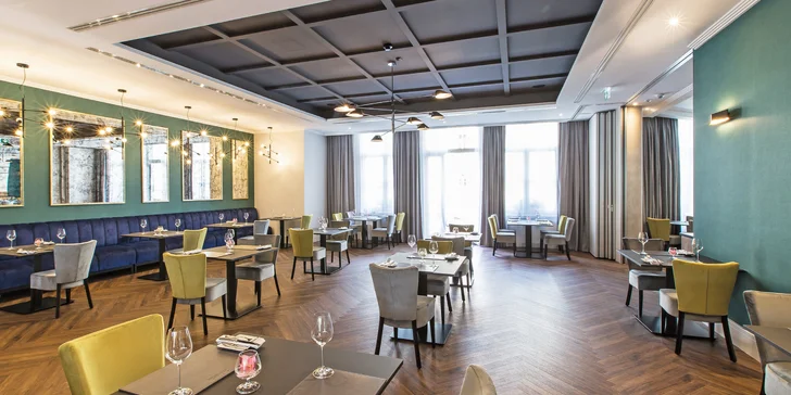 Poznejte Wrocław: z pohodlí 5* hotelu se snídaní a saunou, 10 minut chůze od hlavního náměstí