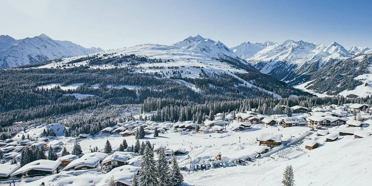 Zimní dovolená v Rakousku: 4* hotel s polopenzí a wellness, 100 m od sjezdovek, 1 dítě do 3,9 let zdarma