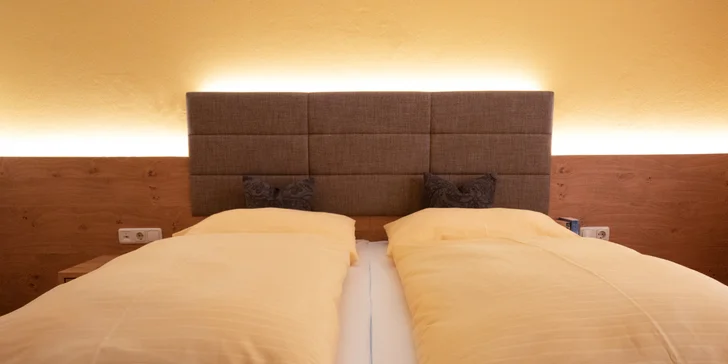 Zimní dovolená v Rakousku: 4* hotel s polopenzí a wellness, 100 m od sjezdovek, 1 dítě do 3,9 let zdarma