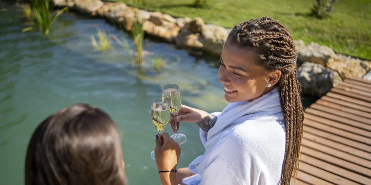 120 nebo 150 min. privátního wellness i s lahví sektu pro 2 osoby