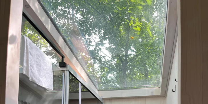 Posed pro 4 osoby kousek od ostravského hradu: terasa s grilem, kuchyňka i sauna