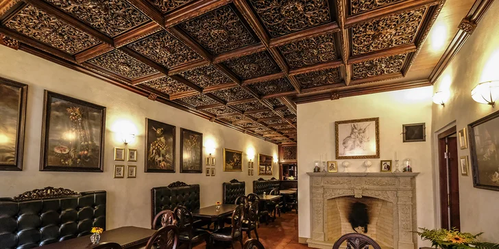 Luxus s nádechem historie: hotel v centru Českého Krumlova se snídaní