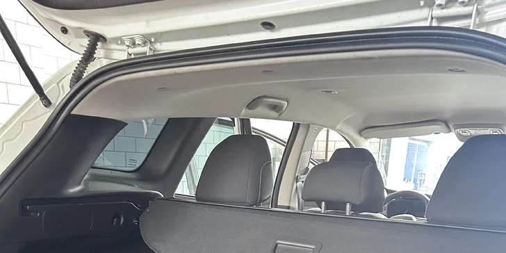 Detailing: čištění interiéru nebo exteriéru či komplet péče o vaše auto